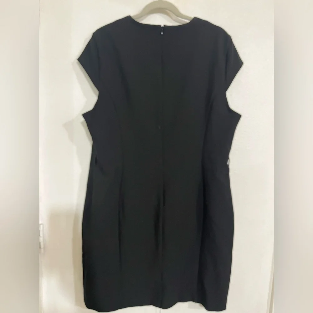 H&M size XL dress career, black pen dress plus size woman